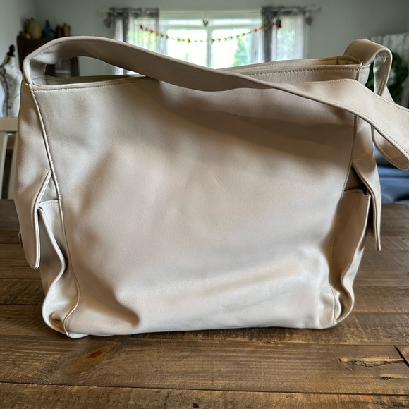 Perlina Handbags - Perlina New York Large Cream Leather Bag
